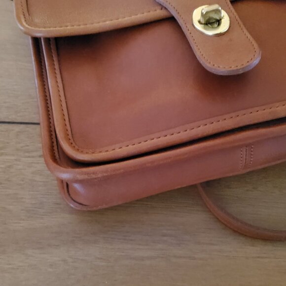 Coach Vintage Station Bag in British Tan + Hangtag and Strap 5130 - Picture 8 of 10